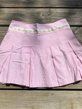 Tailor New York Pink and White Seersucker Pleated Skirt with Argyle Waistband